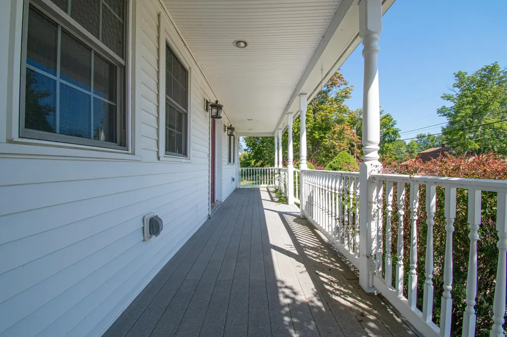 627 Main Street Monmouth ME 04259