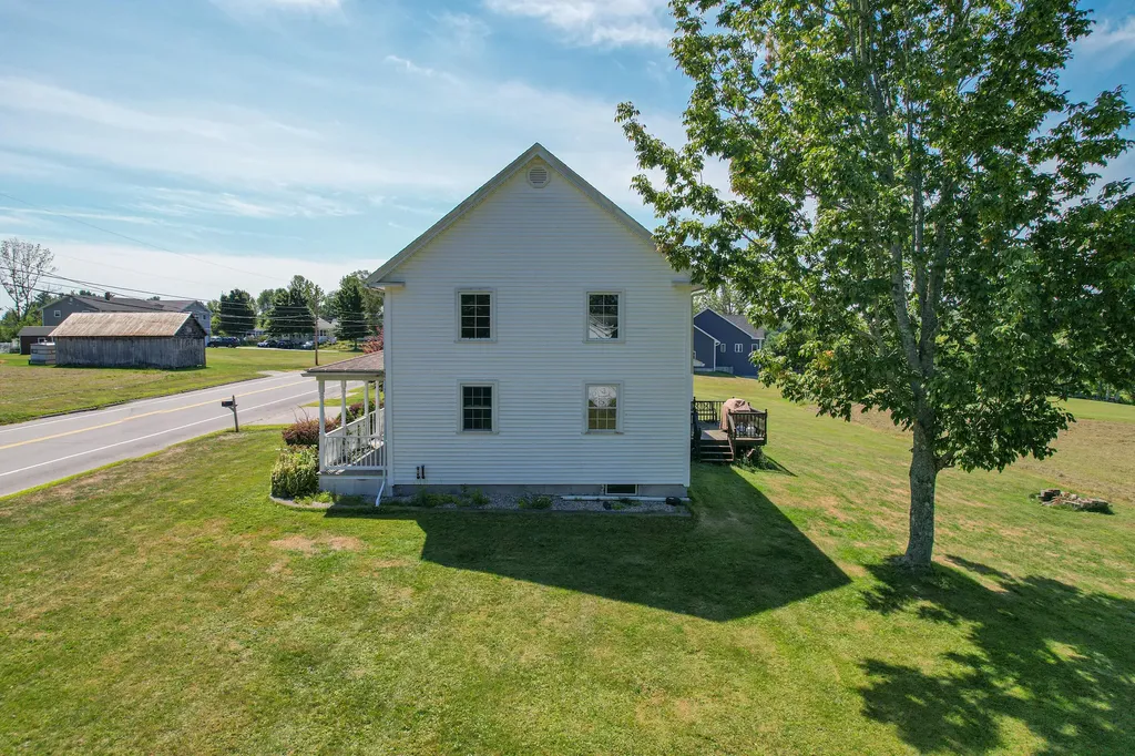 627 Main Street Monmouth ME 04259