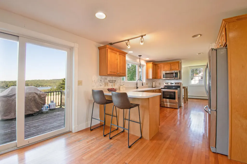 627 Main Street Monmouth ME 04259