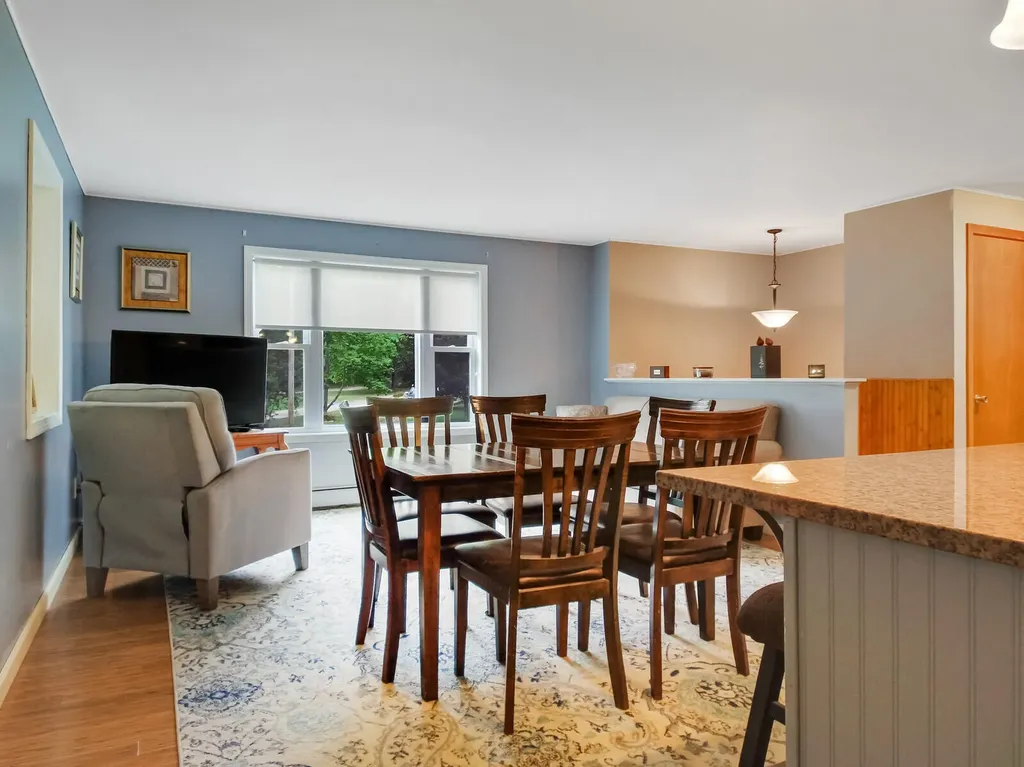 6 Chets Meadow Road West Gardiner ME 04345