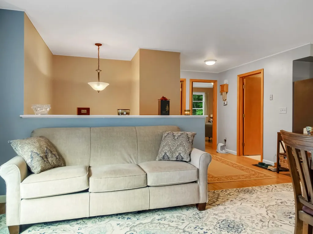 6 Chets Meadow Road West Gardiner ME 04345