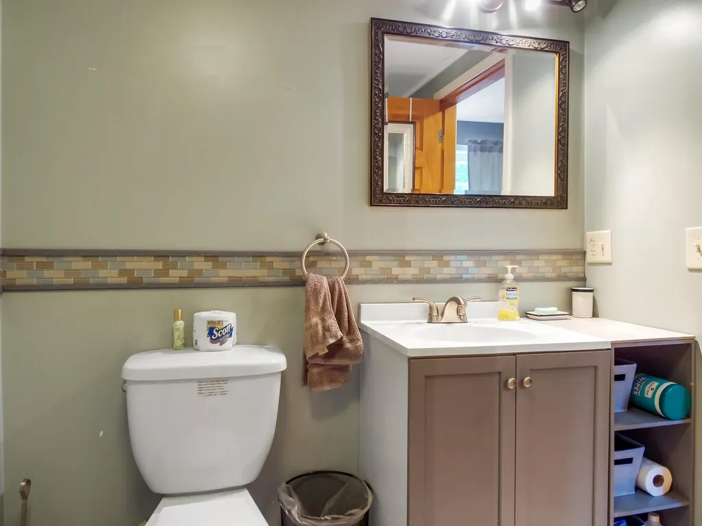 6 Chets Meadow Road West Gardiner ME 04345