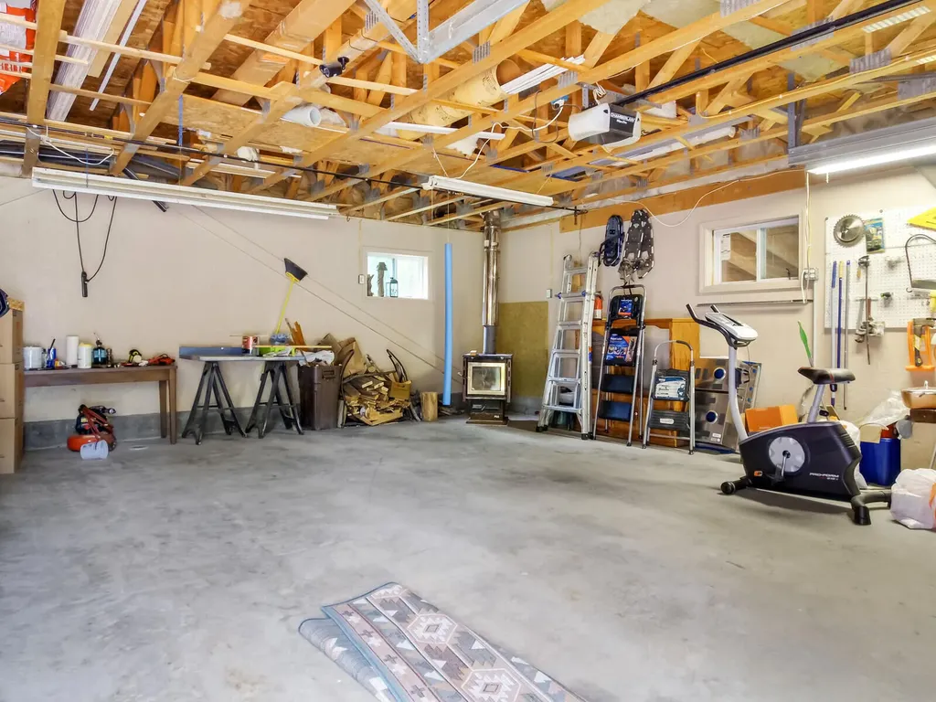 6 Chets Meadow Road West Gardiner ME 04345