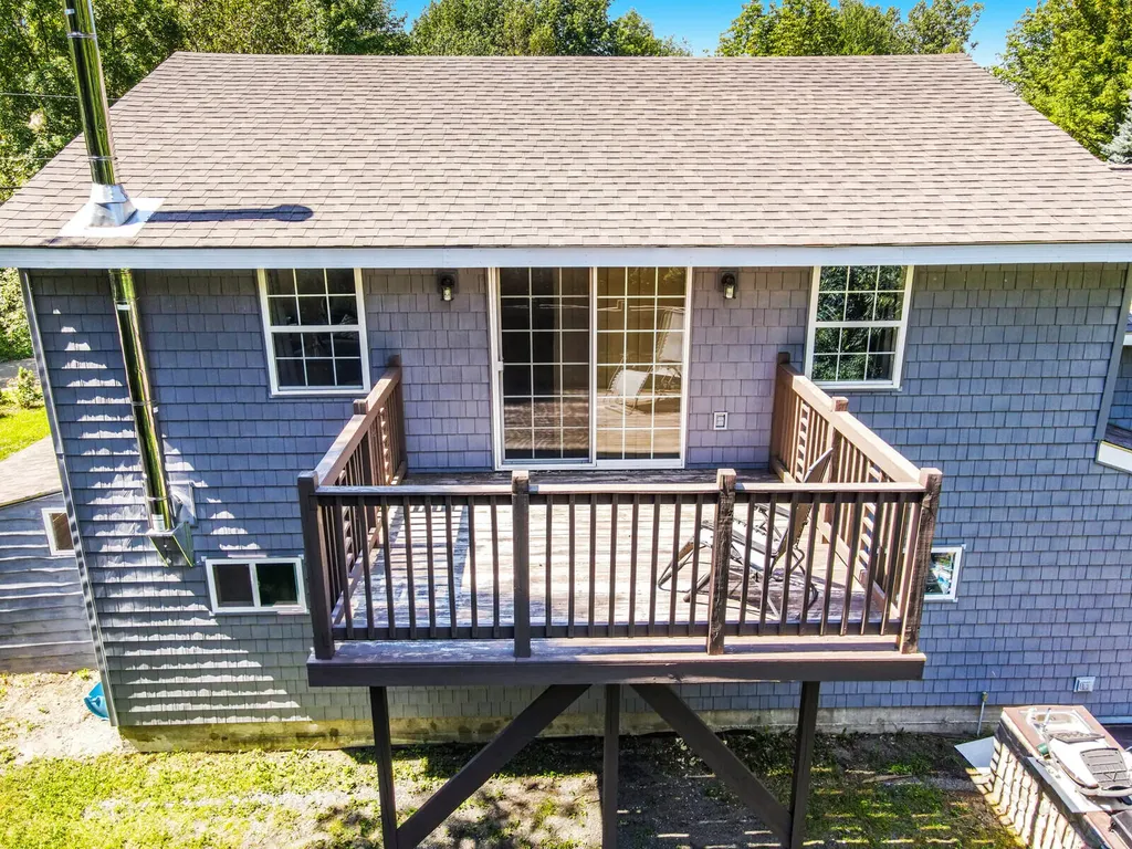 6 Chets Meadow Road West Gardiner ME 04345