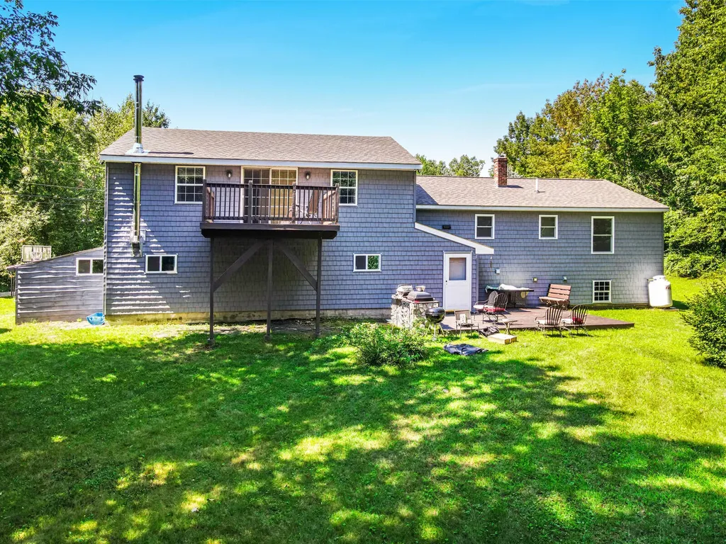 6 Chets Meadow Road West Gardiner ME 04345