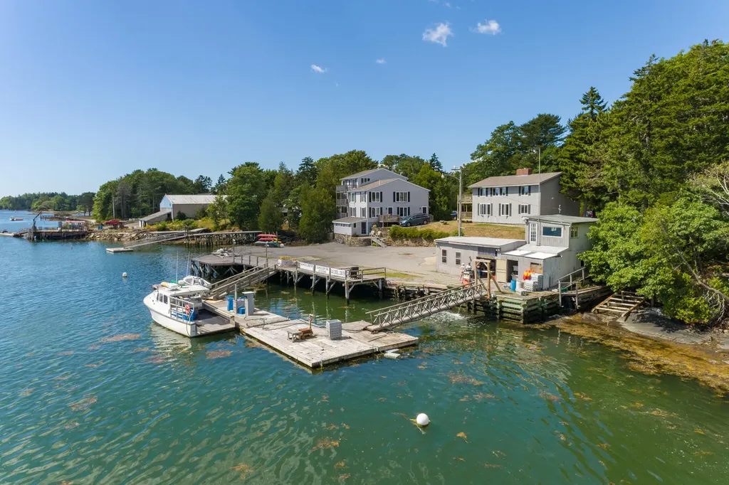 5 Lobster Lane Harpswell ME 04079