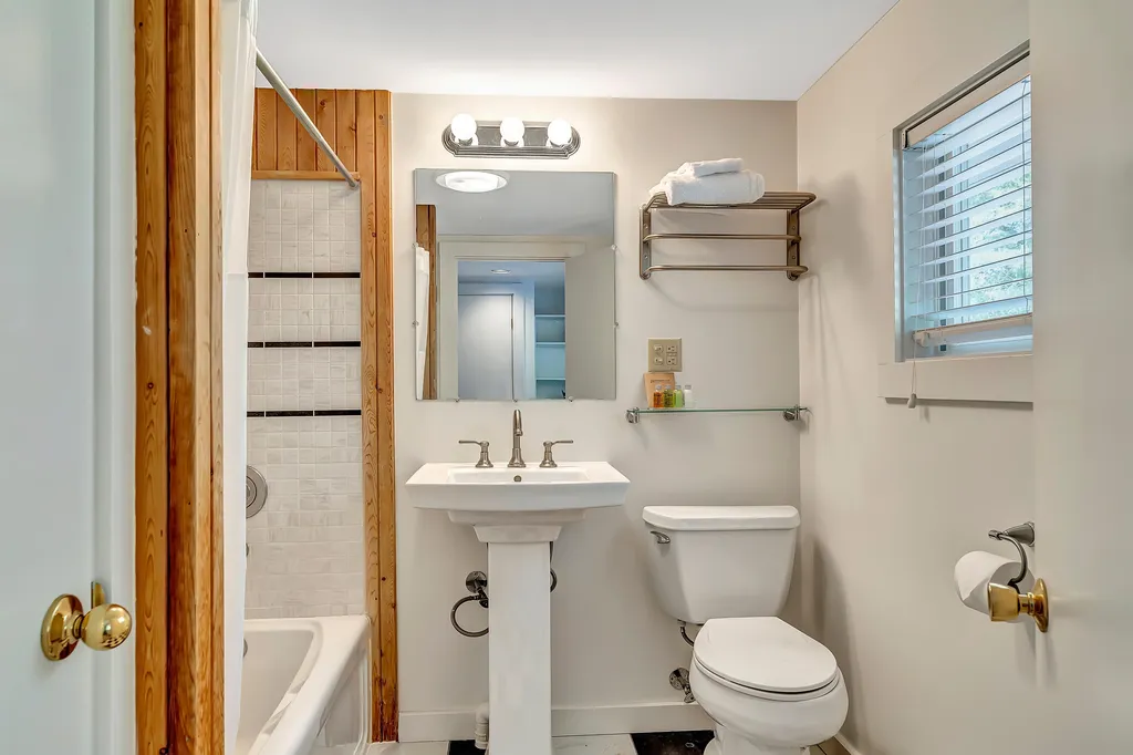 5 Lobster Lane Harpswell ME 04079