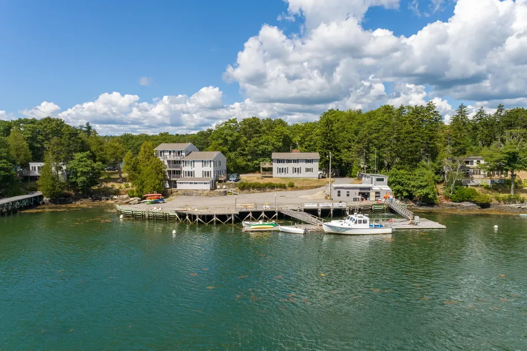 5 Lobster Lane Harpswell ME 04079
