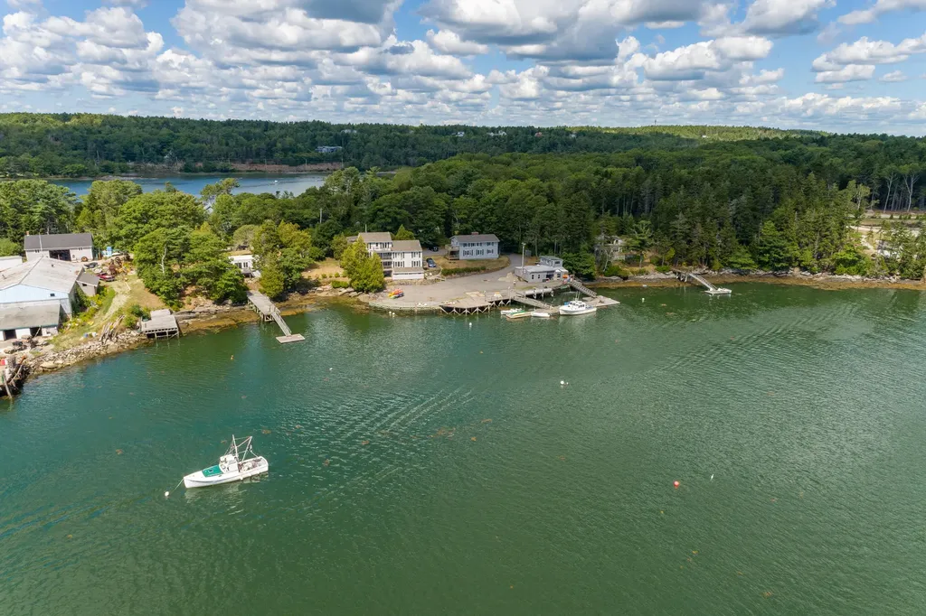 5 Lobster Lane Harpswell ME 04079