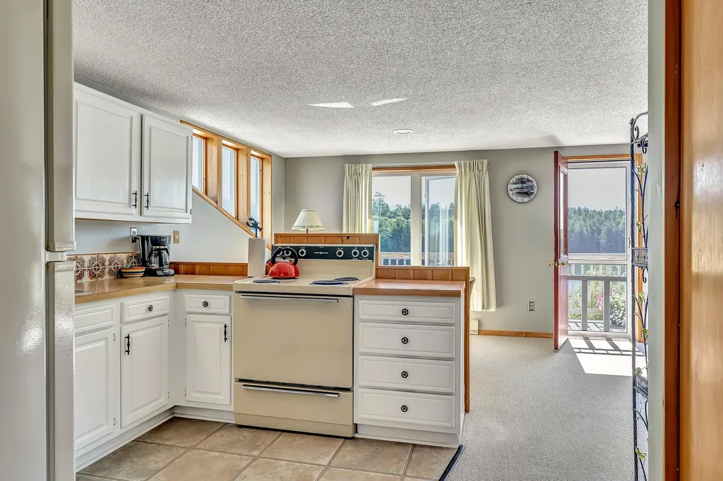 5 Lobster Lane Harpswell ME 04079
