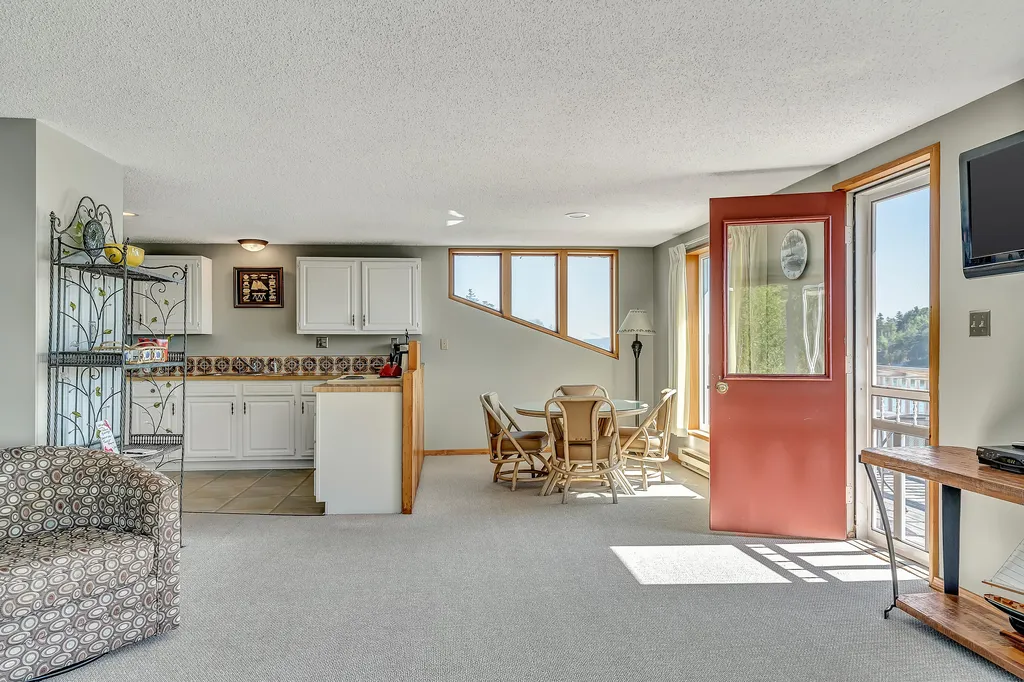 5 Lobster Lane Harpswell ME 04079