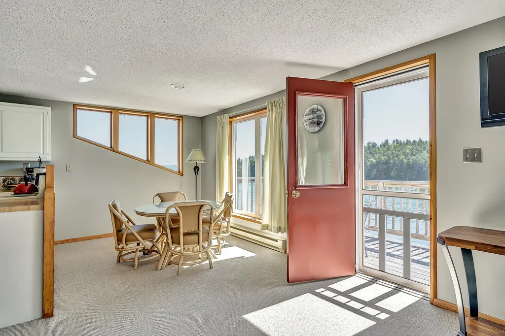 5 Lobster Lane Harpswell ME 04079
