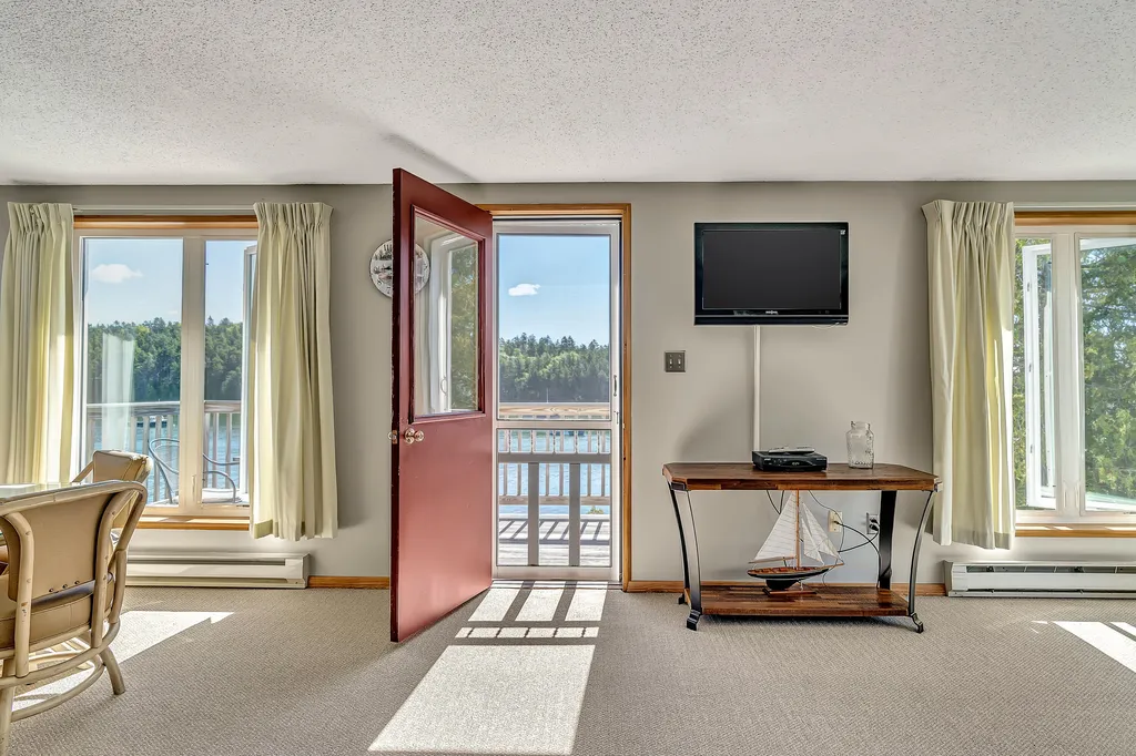 5 Lobster Lane Harpswell ME 04079