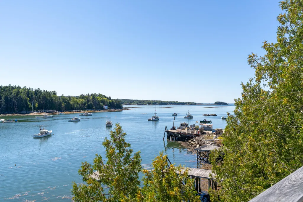 5 Lobster Lane Harpswell ME 04079