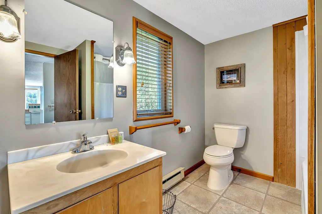 5 Lobster Lane Harpswell ME 04079