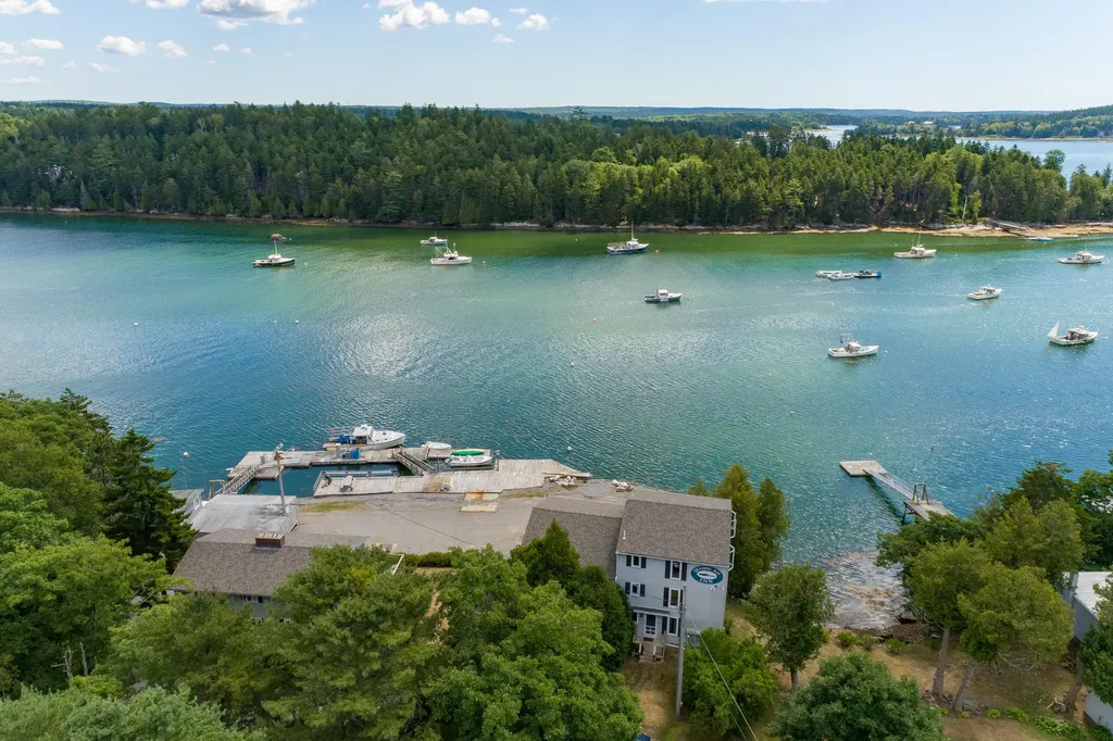 5 Lobster Lane Harpswell ME 04079