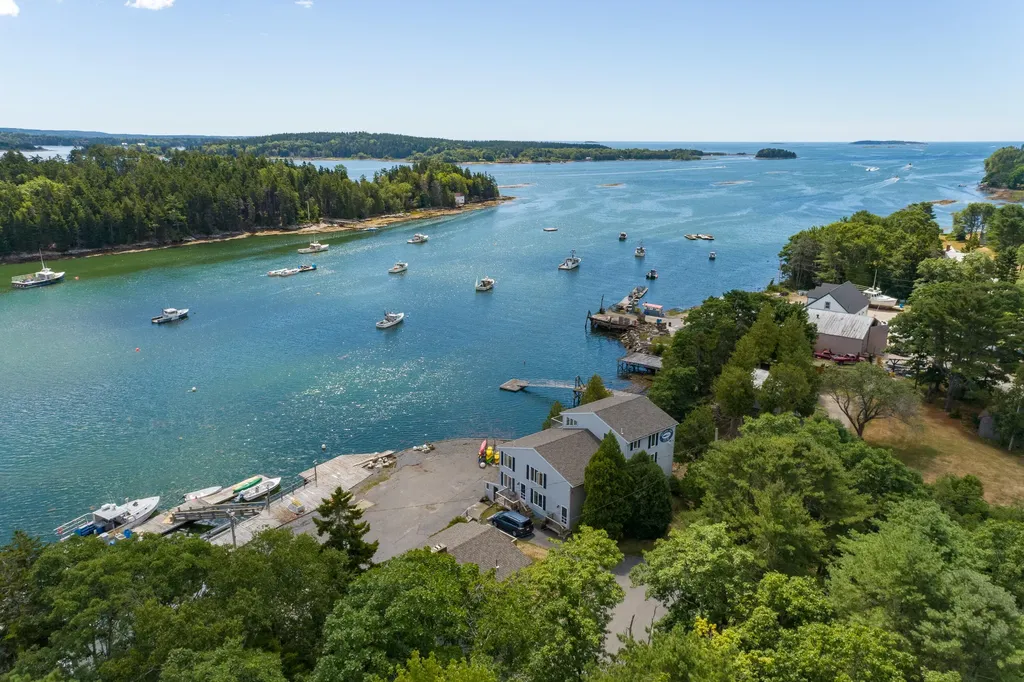 5 Lobster Lane Harpswell ME 04079