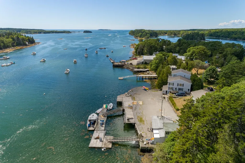 5 Lobster Lane Harpswell ME 04079