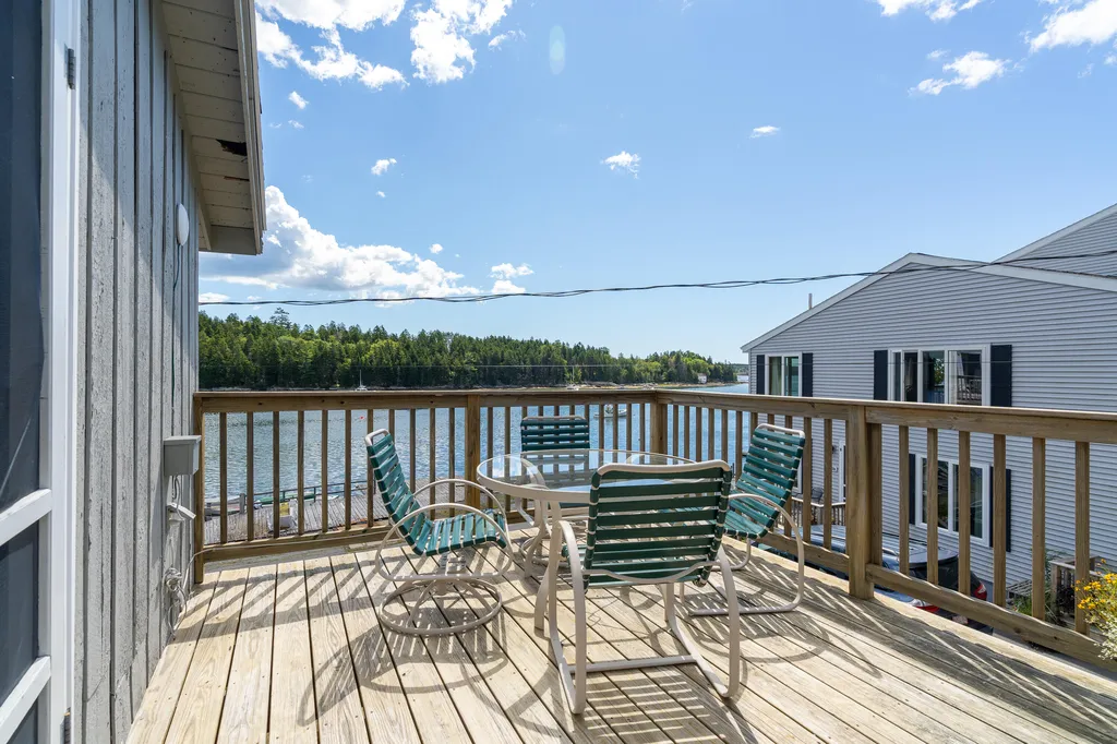5 Lobster Lane Harpswell ME 04079