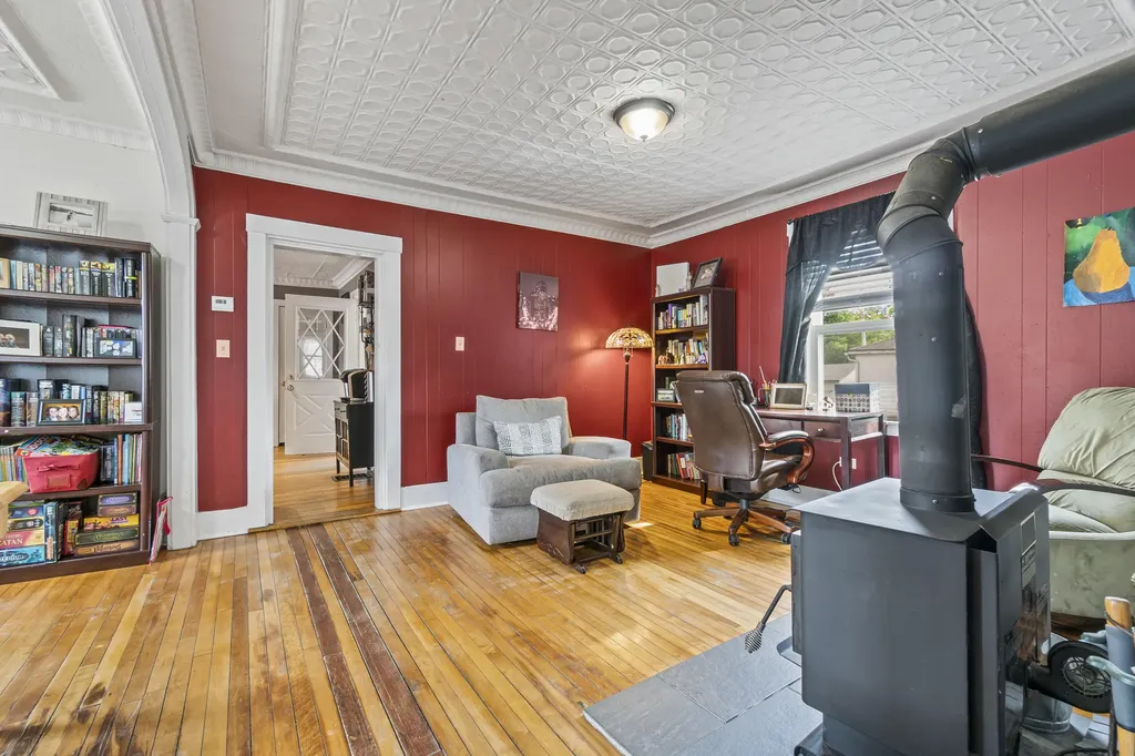 109 Main Street Richmond ME 04357
