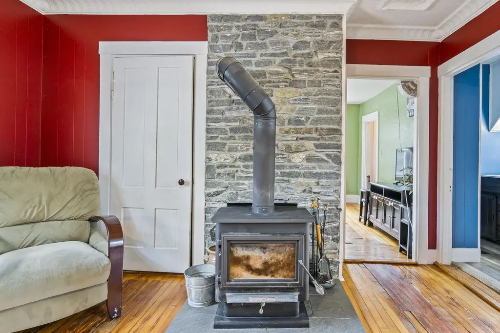 109 Main Street Richmond ME 04357