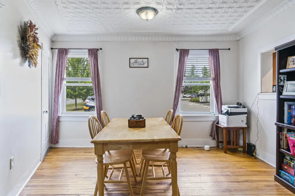 109 Main Street Richmond ME 04357