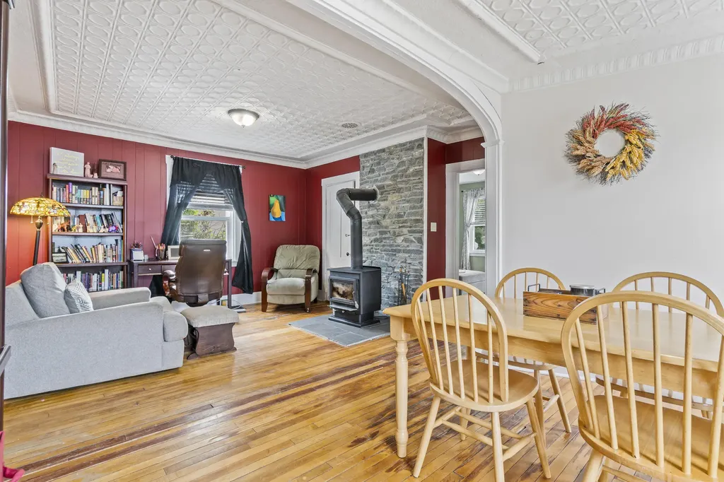 109 Main Street Richmond ME 04357