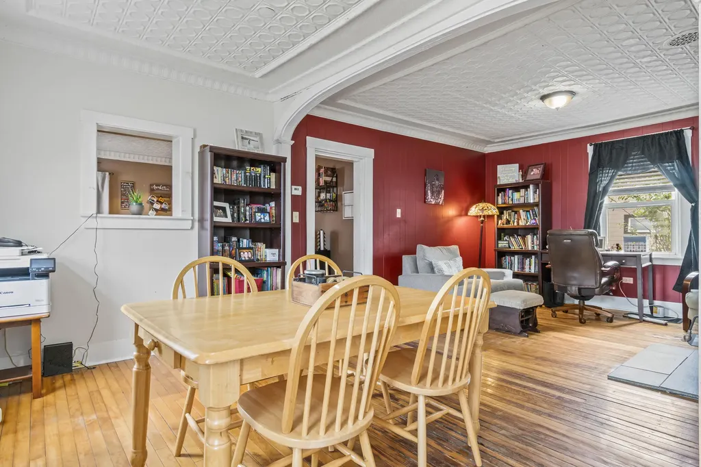 109 Main Street Richmond ME 04357