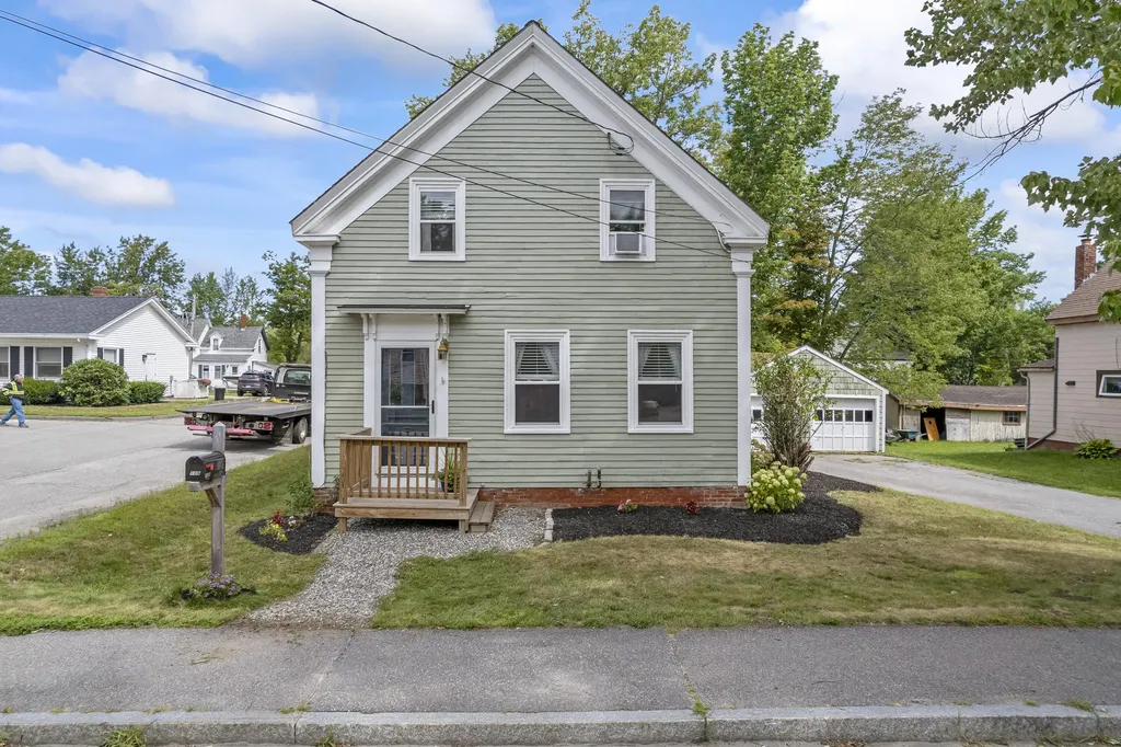 109 Main Street Richmond ME 04357