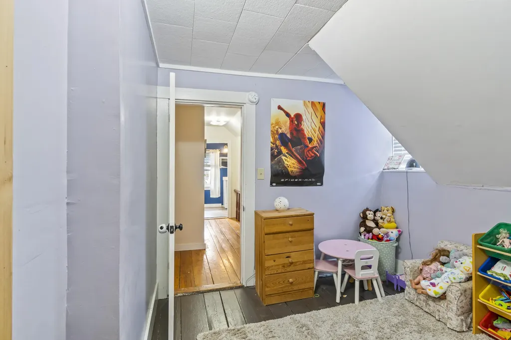 109 Main Street Richmond ME 04357
