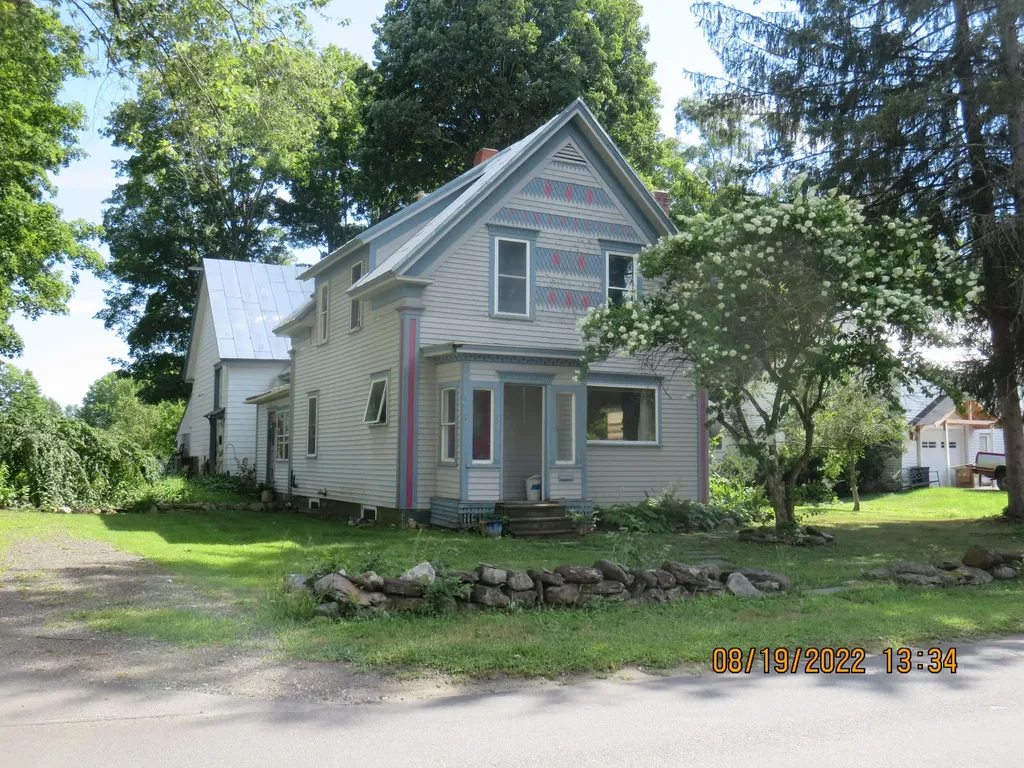 121 Franklin Avenue Farmington ME 04938