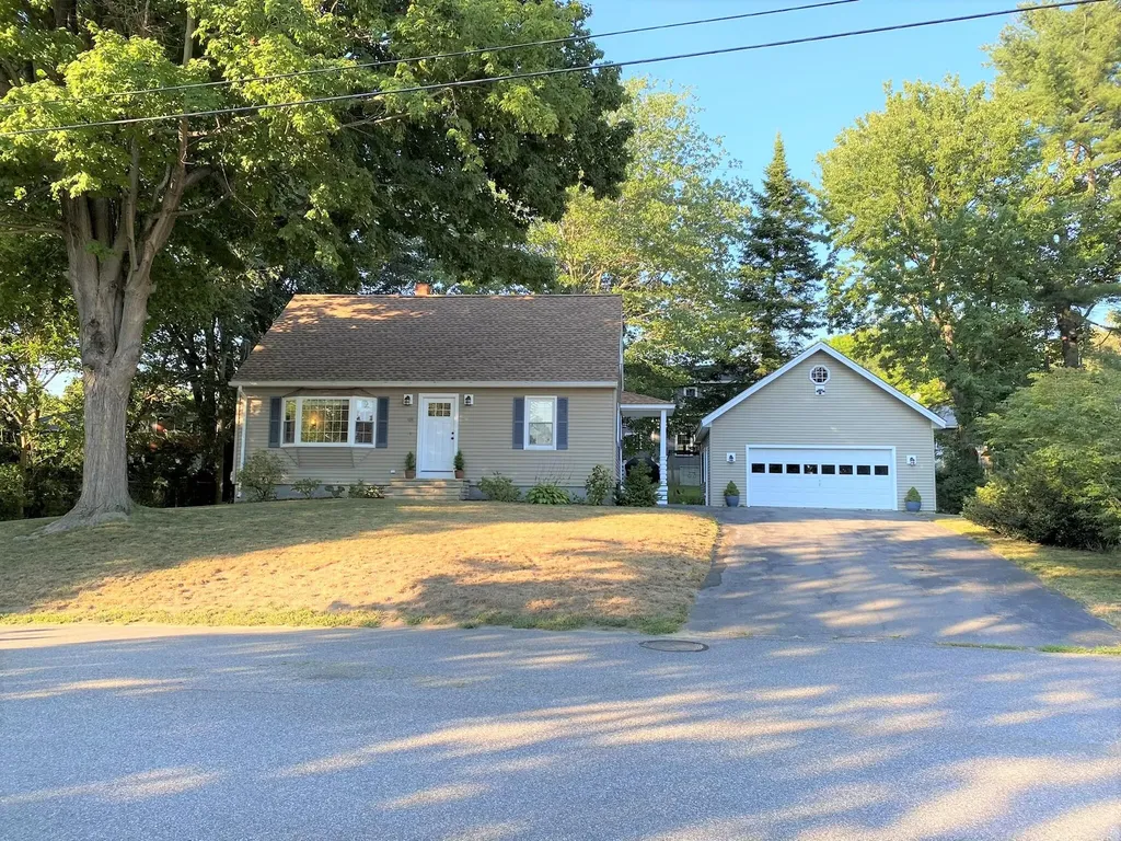 98 Summit Park Avenue Portland ME 04103