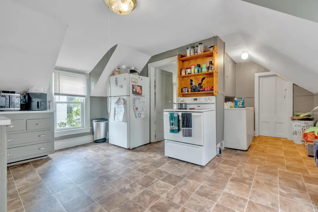39 Garfield Street Westbrook ME 04092