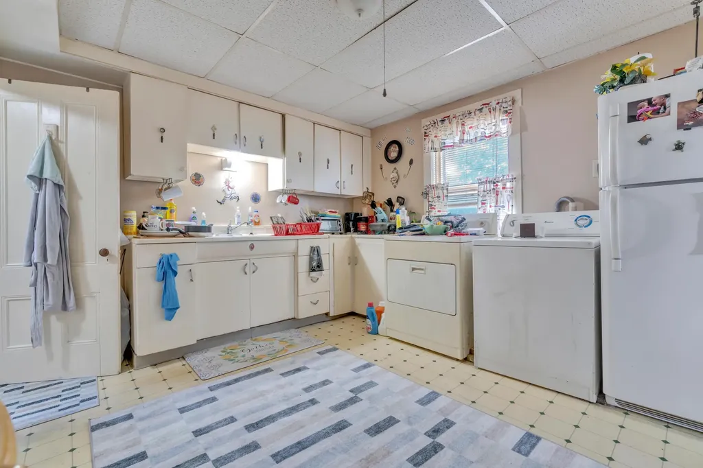39 Garfield Street Westbrook ME 04092