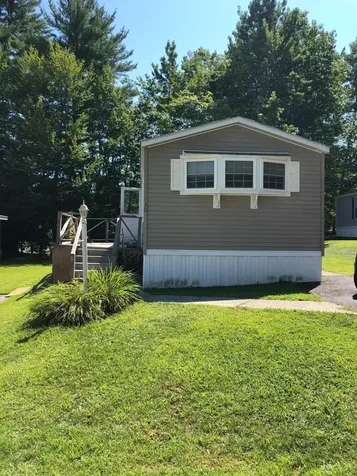 10 Birch Drive Norway ME 04268