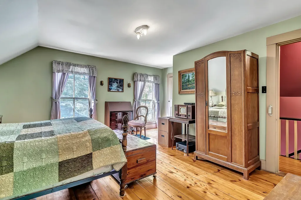 67 Center Road Gray ME 04039