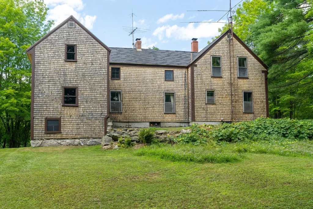 67 Center Road Gray ME 04039