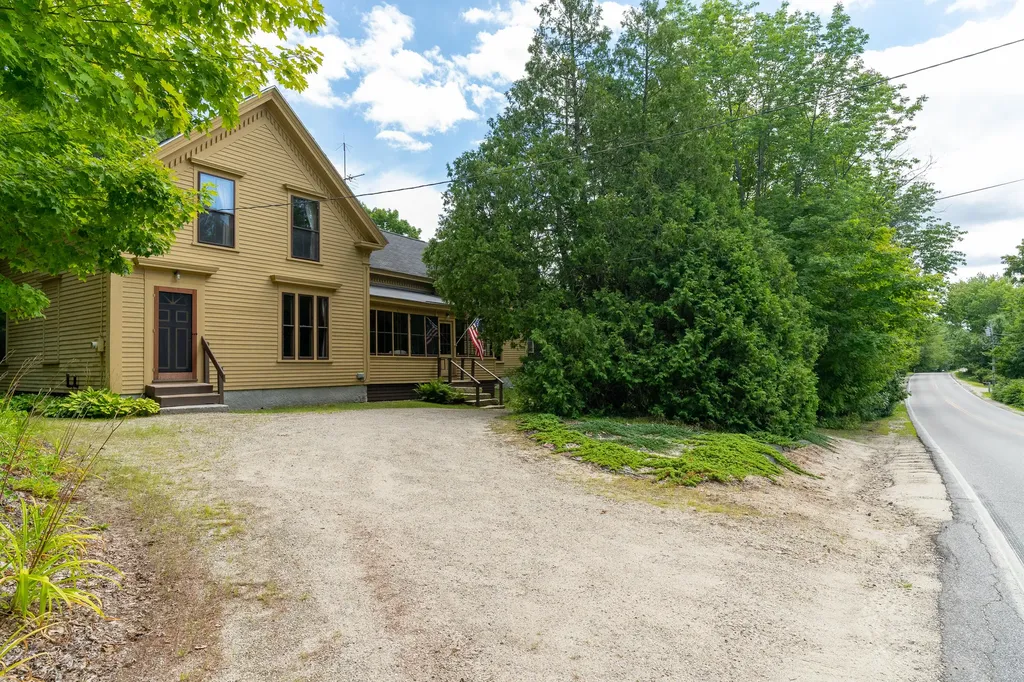 67 Center Road Gray ME 04039