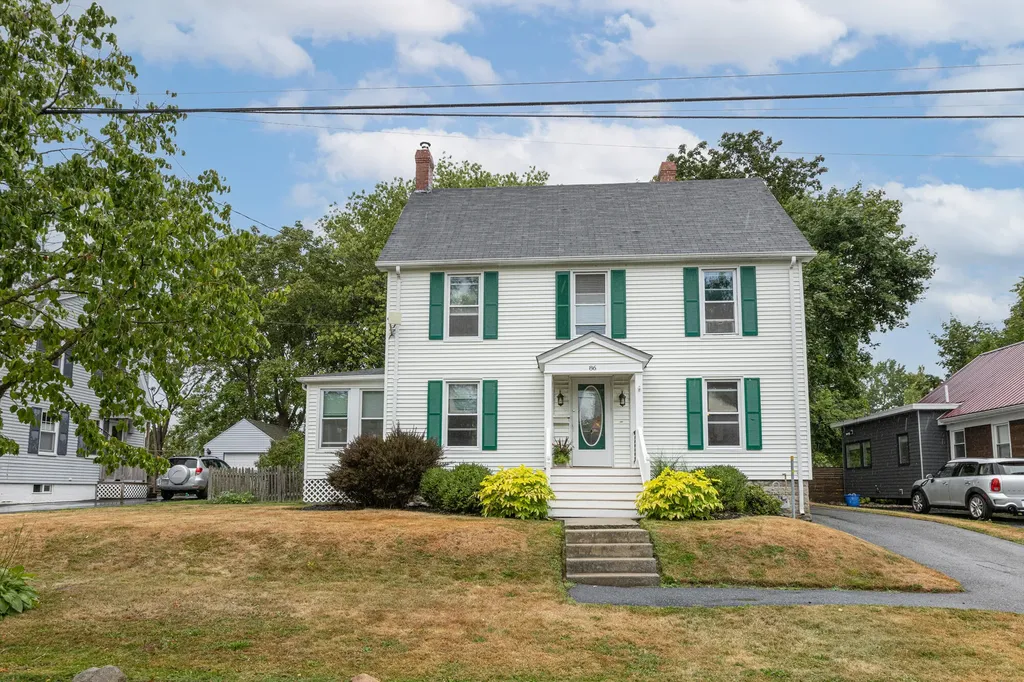86 Edwards Street Portland ME 04102