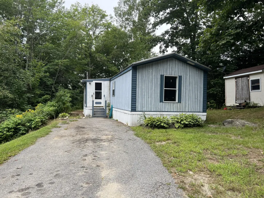 706 Litchfield Road Bowdoin ME 04287