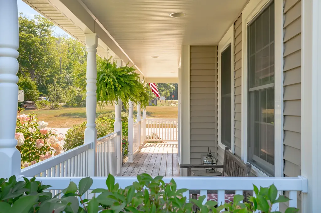8 Mountview Drive Gorham ME 04038