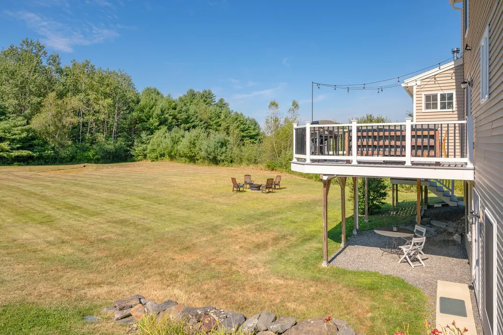 8 Mountview Drive Gorham ME 04038