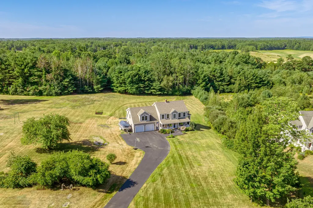 8 Mountview Drive Gorham ME 04038