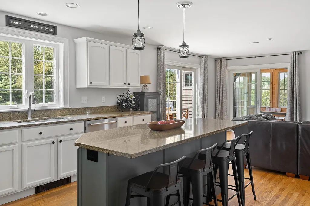 8 Mountview Drive Gorham ME 04038