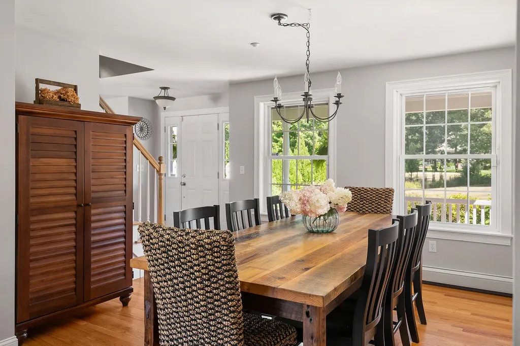 8 Mountview Drive Gorham ME 04038