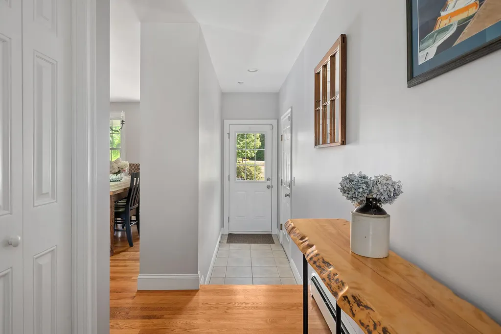 8 Mountview Drive Gorham ME 04038