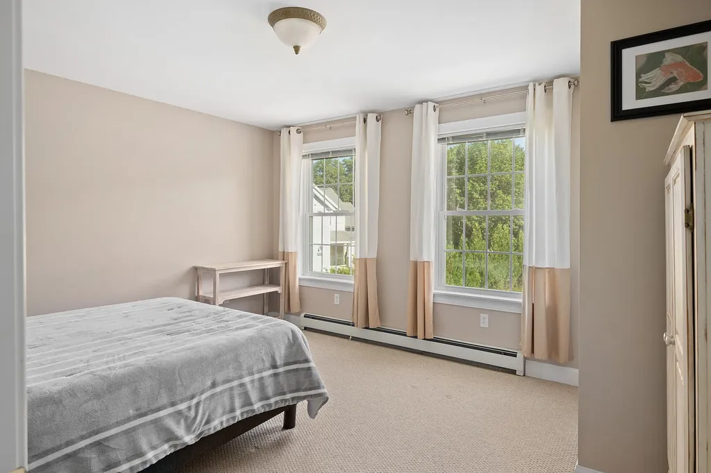 8 Mountview Drive Gorham ME 04038