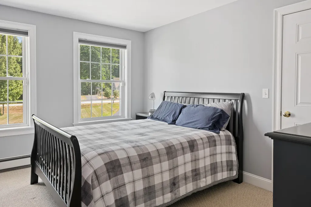 8 Mountview Drive Gorham ME 04038