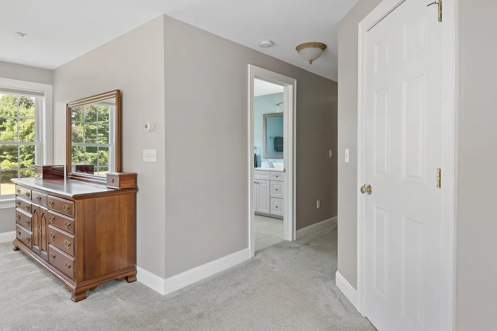8 Mountview Drive Gorham ME 04038