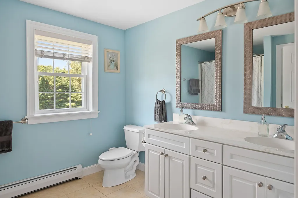 8 Mountview Drive Gorham ME 04038